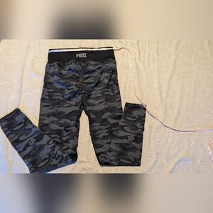 PINK Victoria's Secret Black Camo Women's Leggings #gym #vs